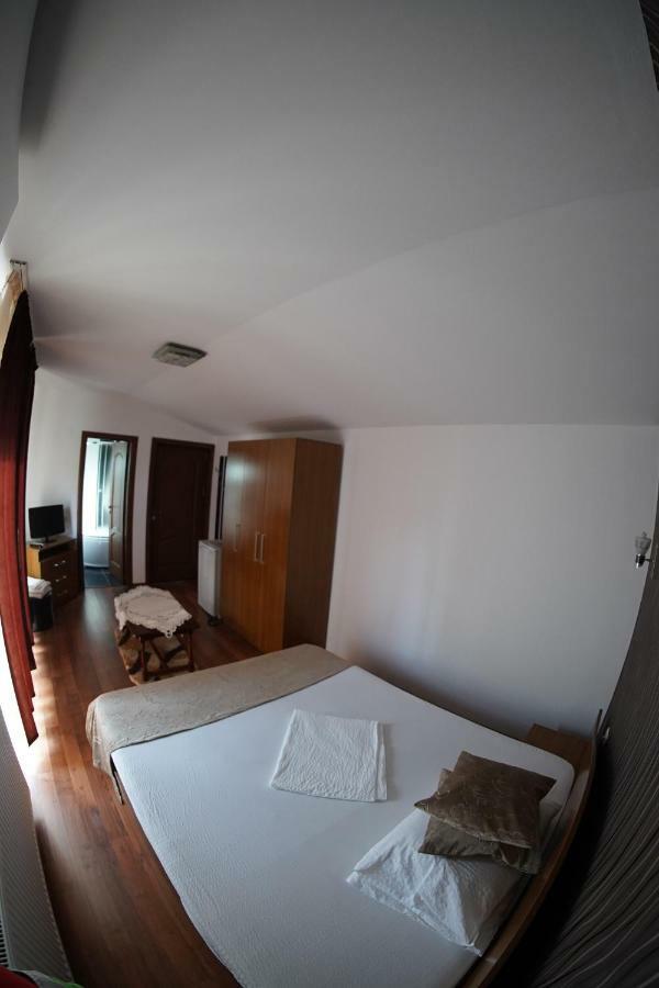 Vila Trandafir Constanţa Buitenkant foto