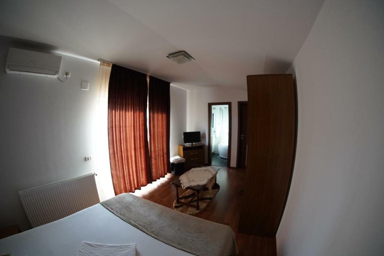 Vila Trandafir Constanţa Buitenkant foto